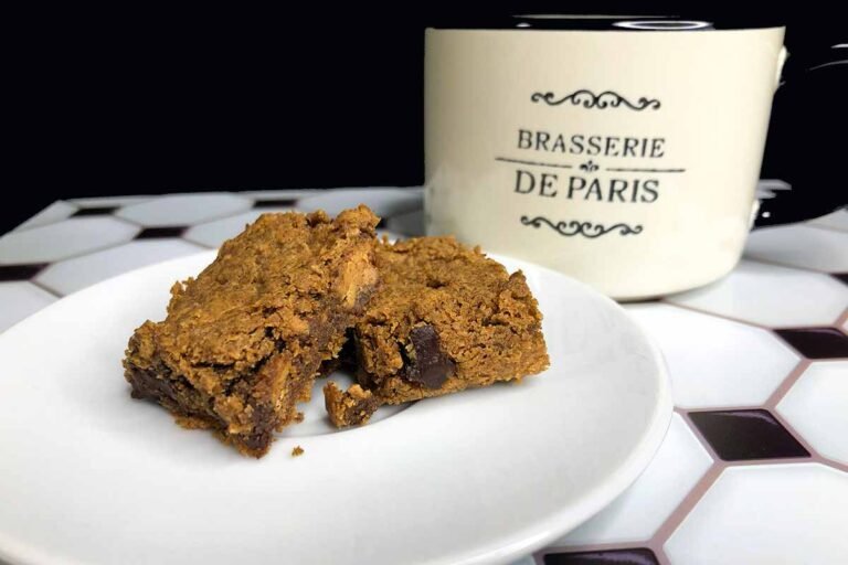 almond butter blondies