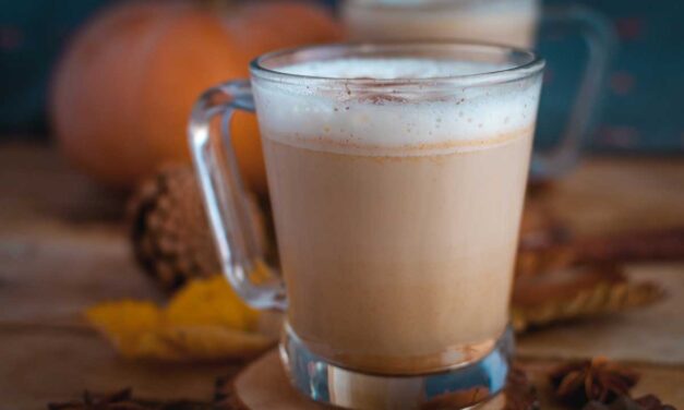 Spicy Chai Latte (Caffeine Free)